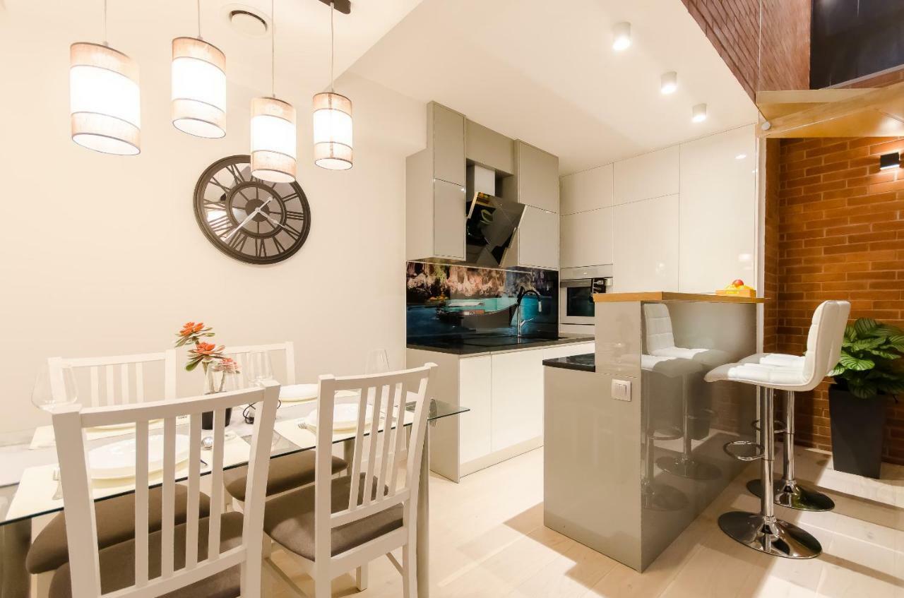 Central Penthouse With Terrace Краков Экстерьер фото